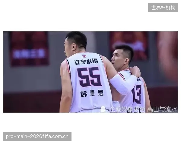 广东队在赛季各大奖项评选中颗粒无收,创下球队进入CBA以来的罕见纪录。 广东队在赛季各大奖项评选中颗粒无收,创下球队进入CBA以来的罕见纪录。